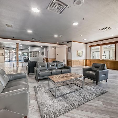 Invermere Inn & Suites المظهر الخارجي الصورة